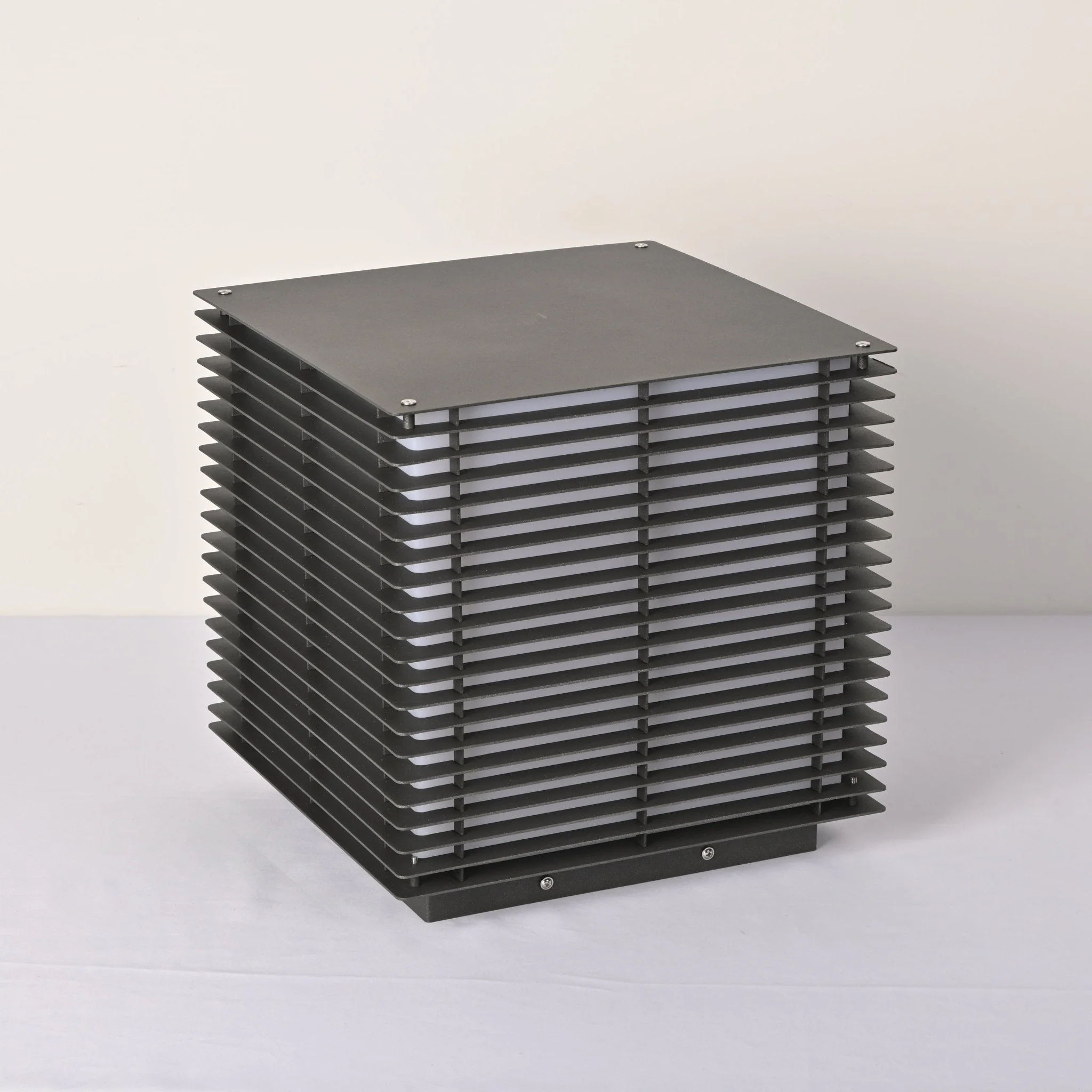 Cubra Grid Post Outdoor Light - Image 8