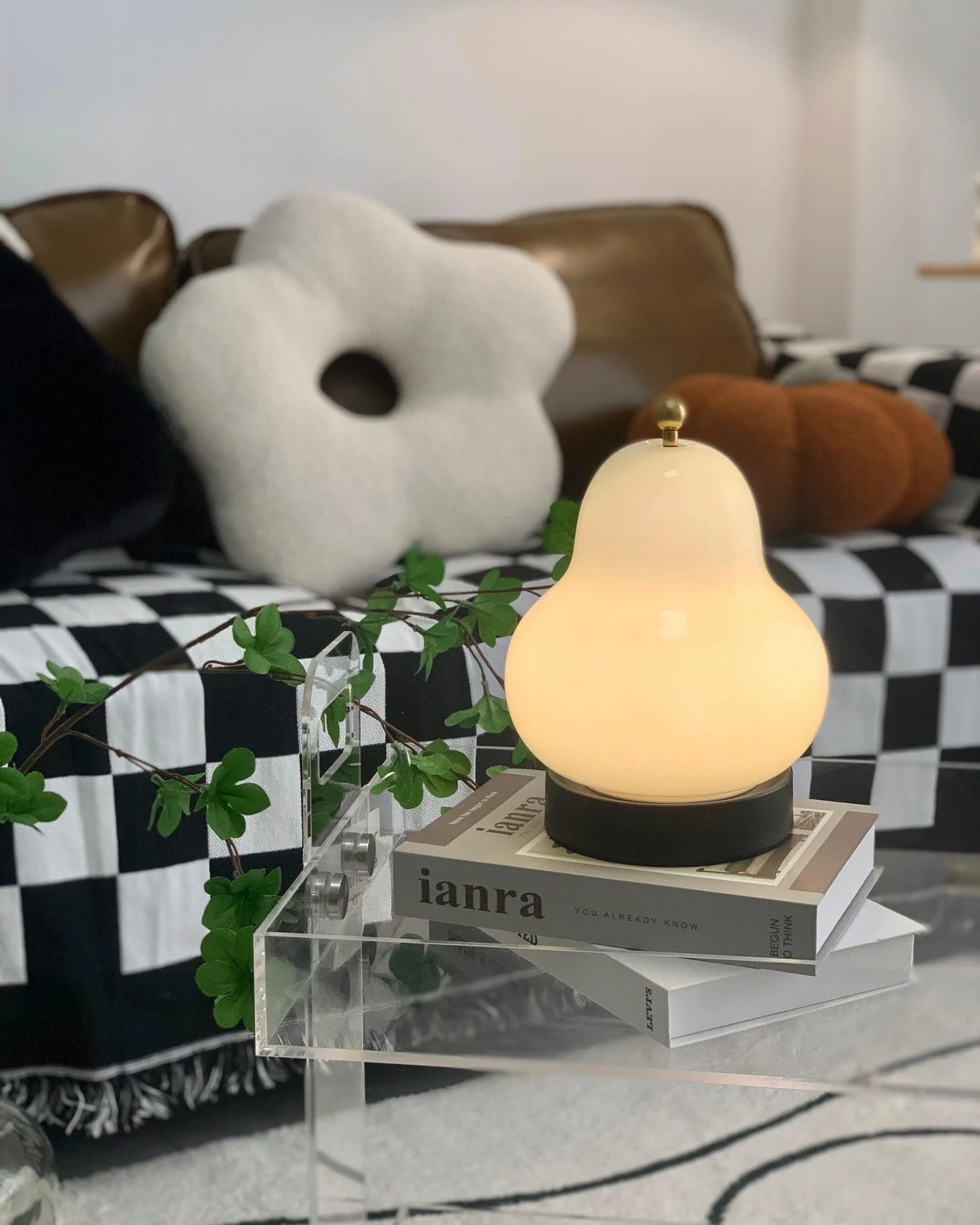 Cute Modern Glass Table Lamp - Image 8