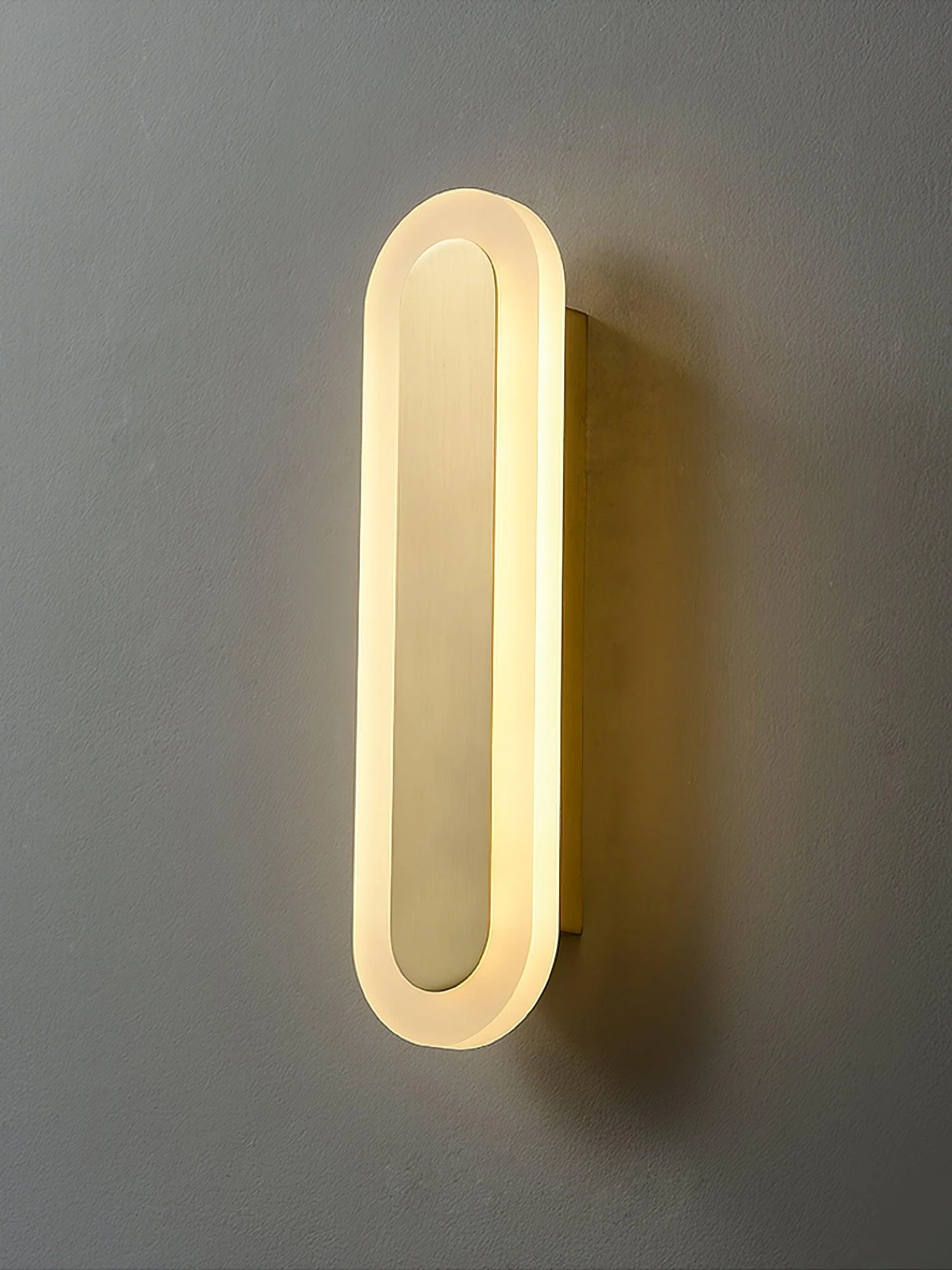 Daba Modern Minimalist Brass Wall Lamp - Image 17