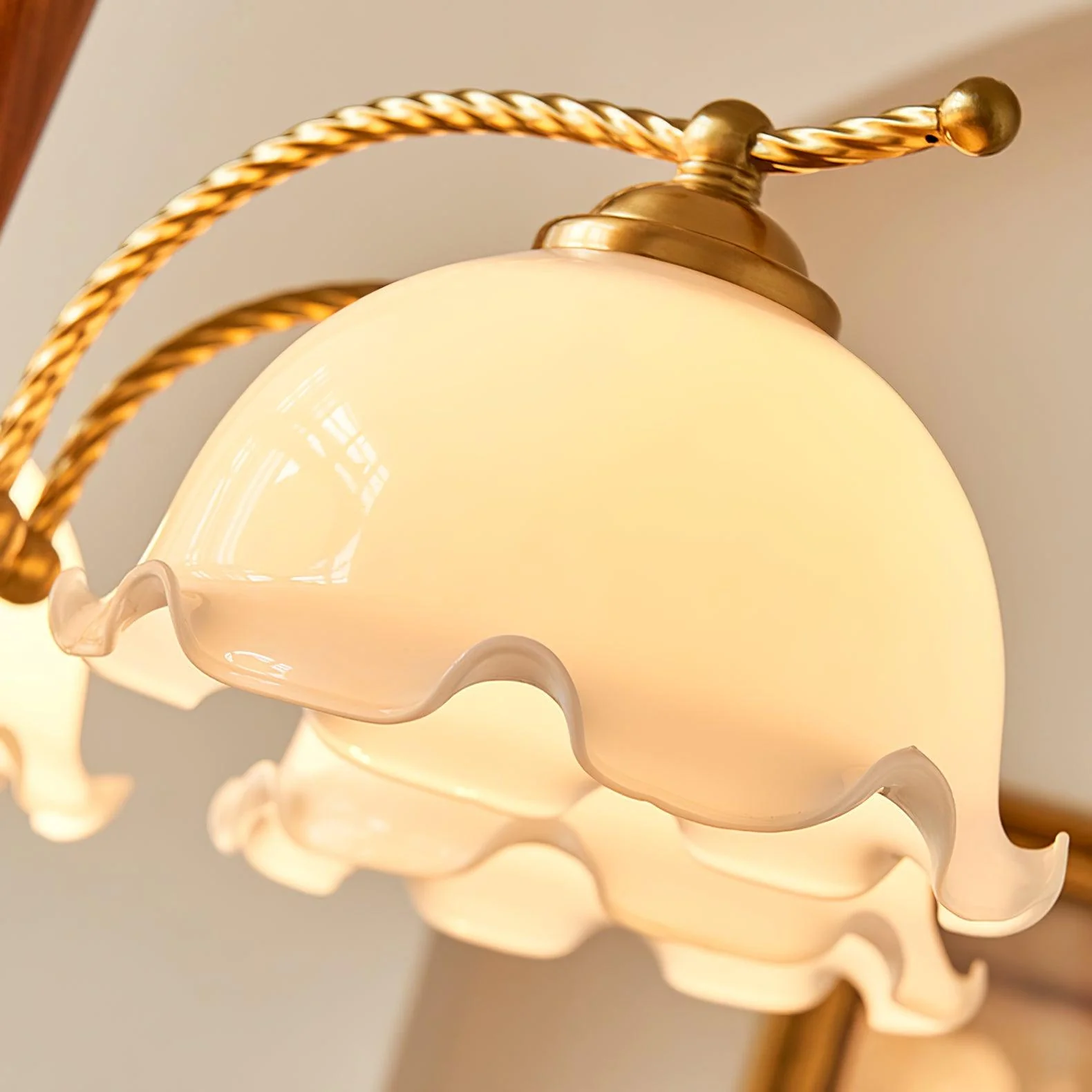 Daisy Vintage Glass Chandelier - Image 28