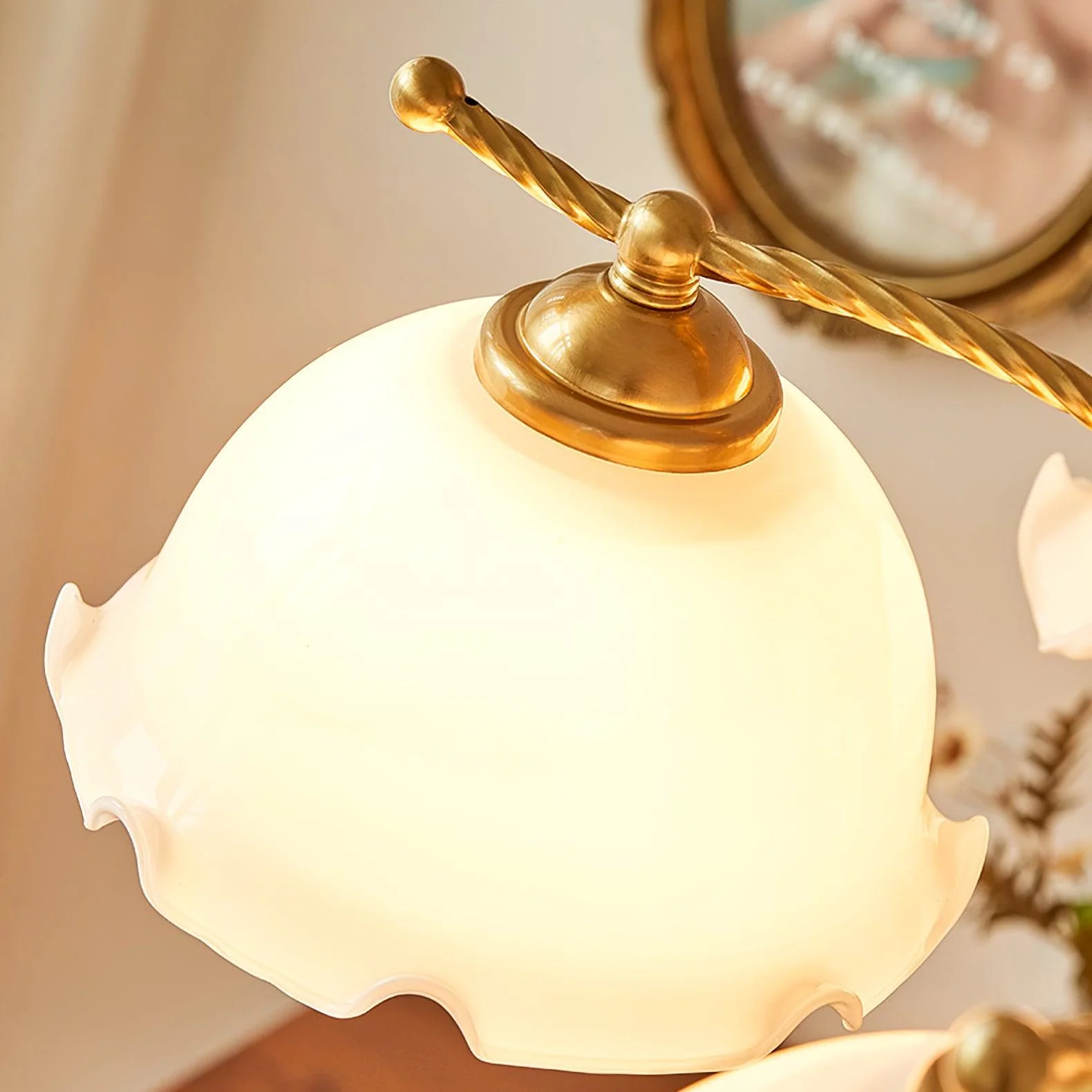 Daisy Vintage Glass Chandelier - Image 31