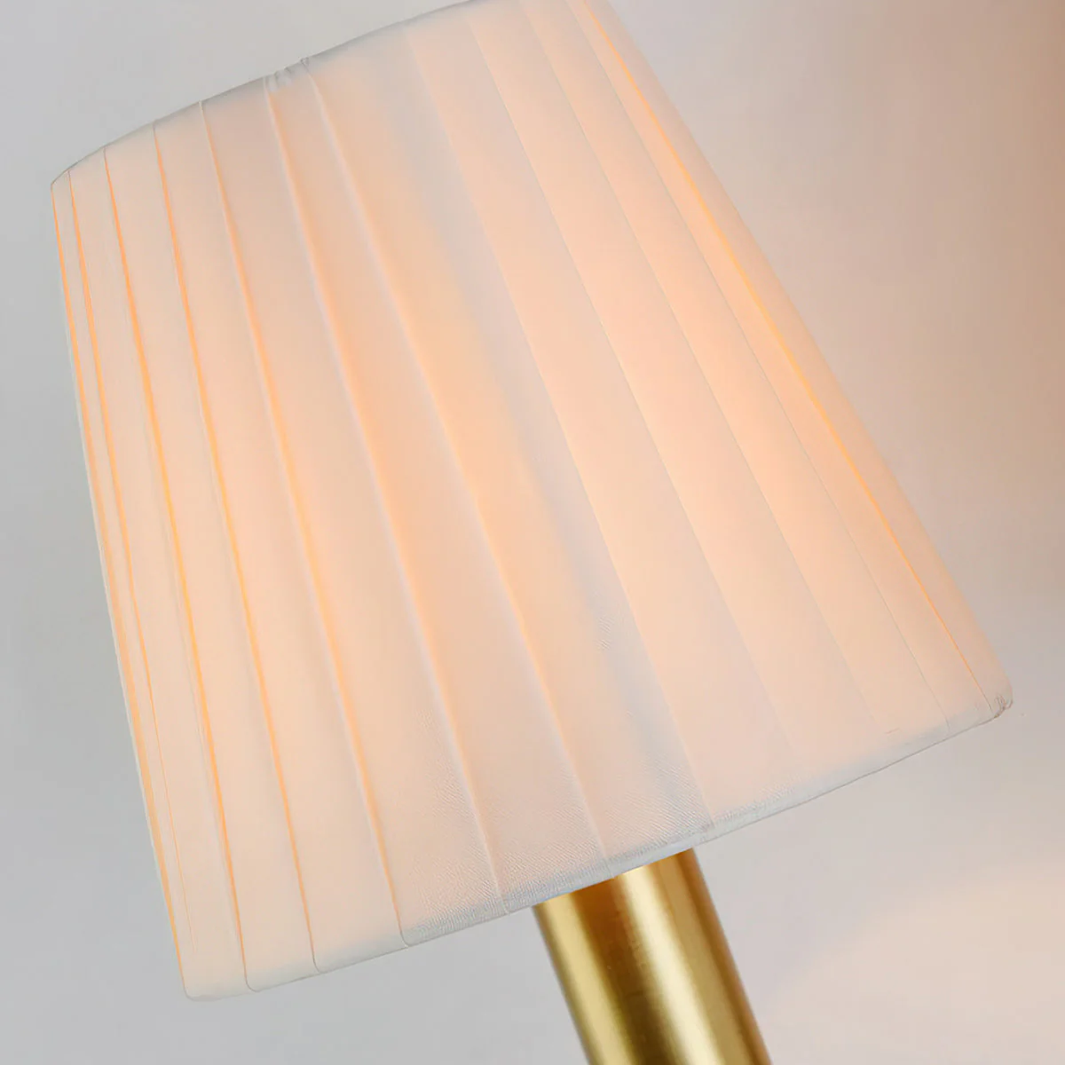 Danbury Contemporary Brass Wall Light - Image 6
