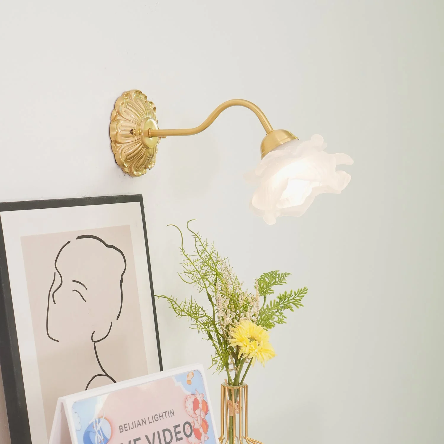 Drifte Brass Floral Luxury Wall Lamp - Image 14