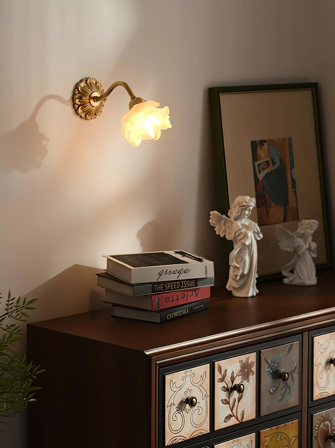 Drifte Brass Floral Luxury Wall Lamp - Image 24