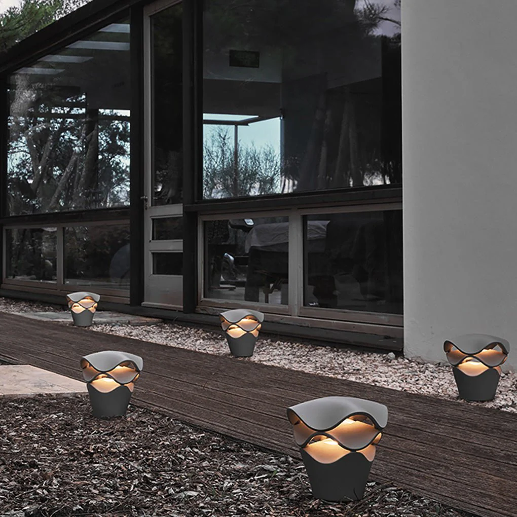 Dudley Multi-Functional Landscape Outdoor Lights - Image 12