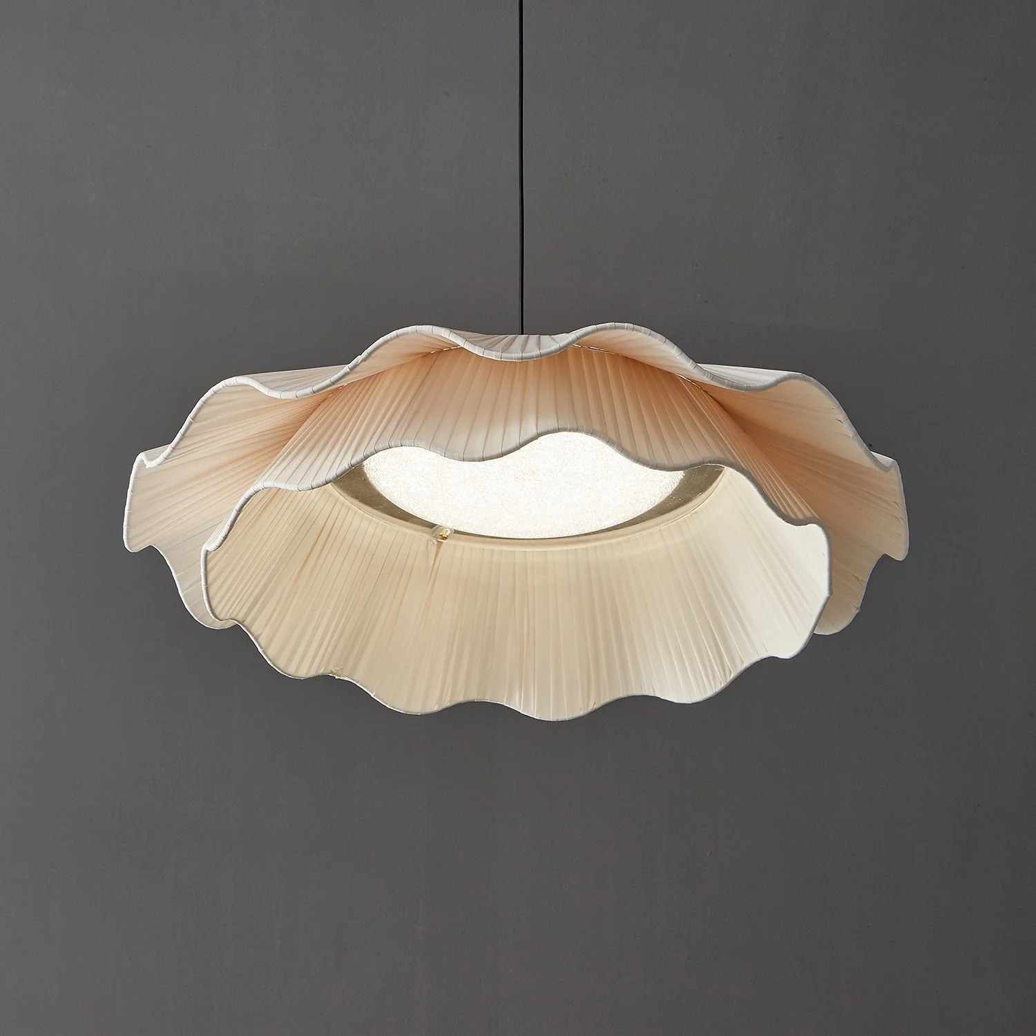 Ellorel Elegance Wave Brass Fabric Pendant Lamp - Image 11