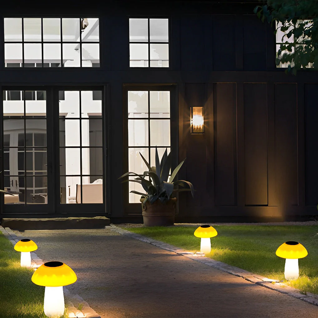 Eloie Mushroom Solar LED Plastic Outdoor Lawn Light - Image 9