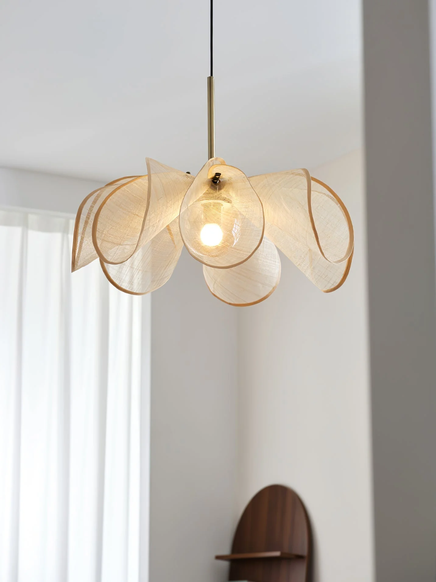 Elowe Abaca Fiber Pendant Lamp - Image 3