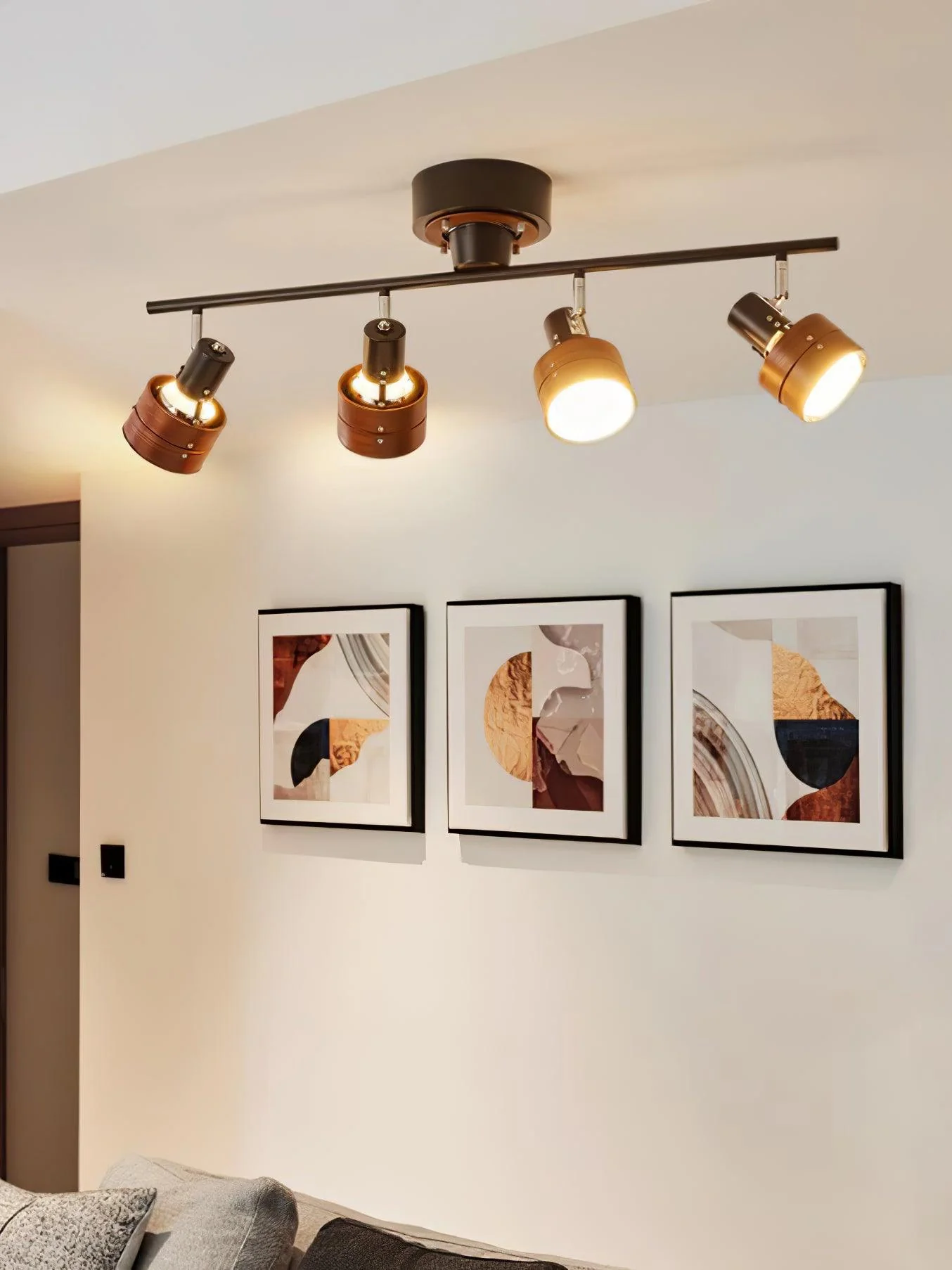 Elsorila Elegance Adjustable Spot Wooden Ceiling Lamp - Image 39
