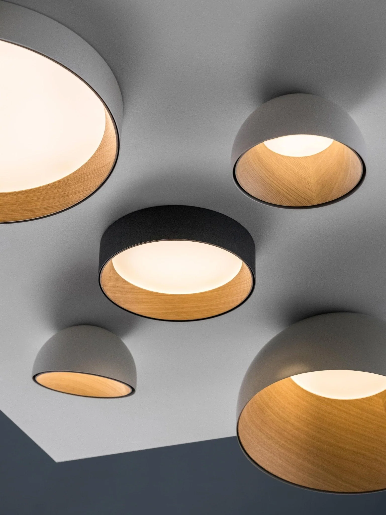 Elvenis Modern Minimalist Round Ceiling Lamp - Image 7