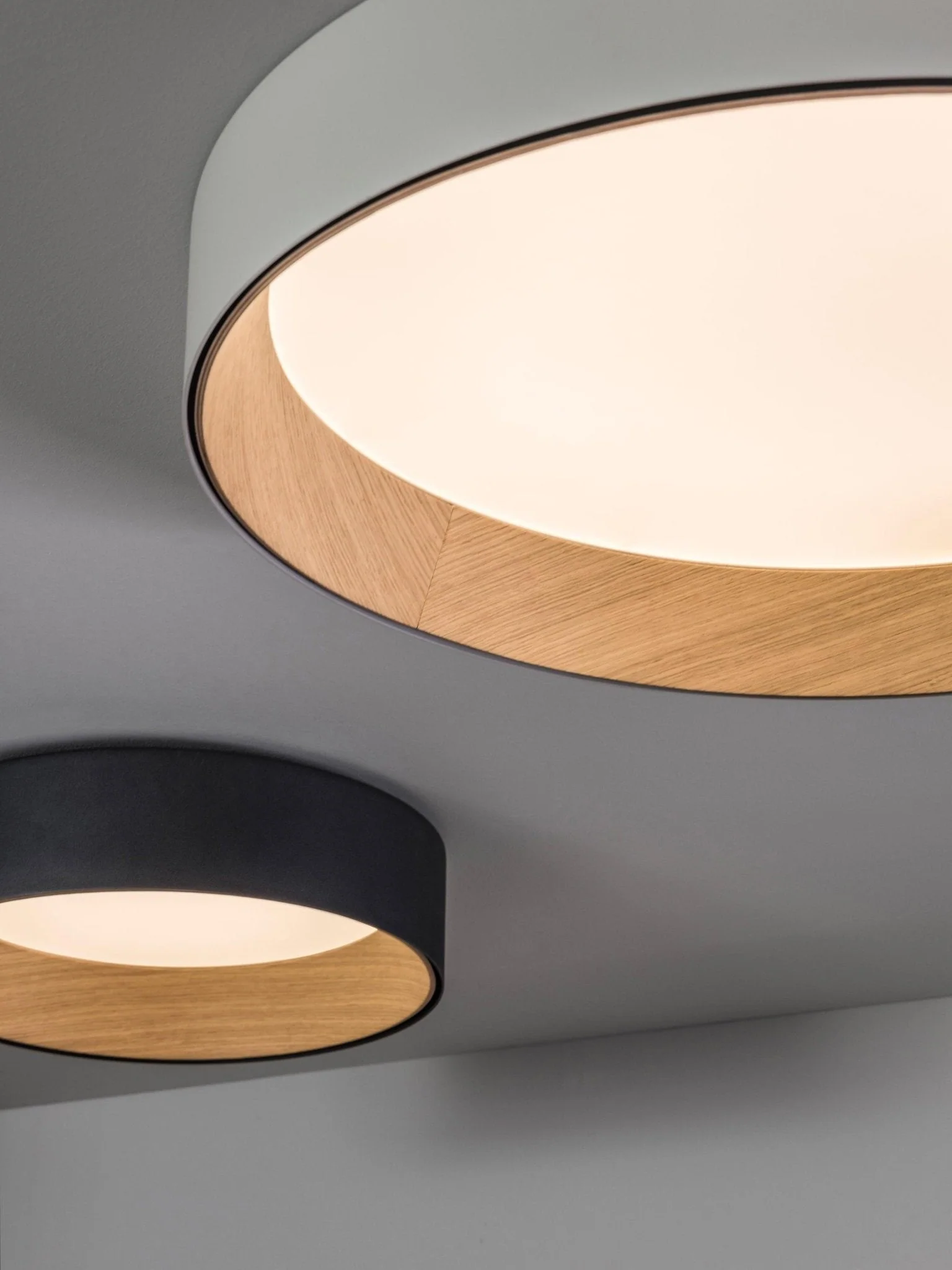 Elvenis Modern Minimalist Round Ceiling Lamp - Image 8