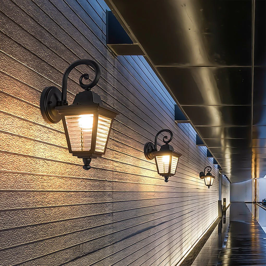 Enoch Elegant Landscape Outdoor Lamp - Image 5