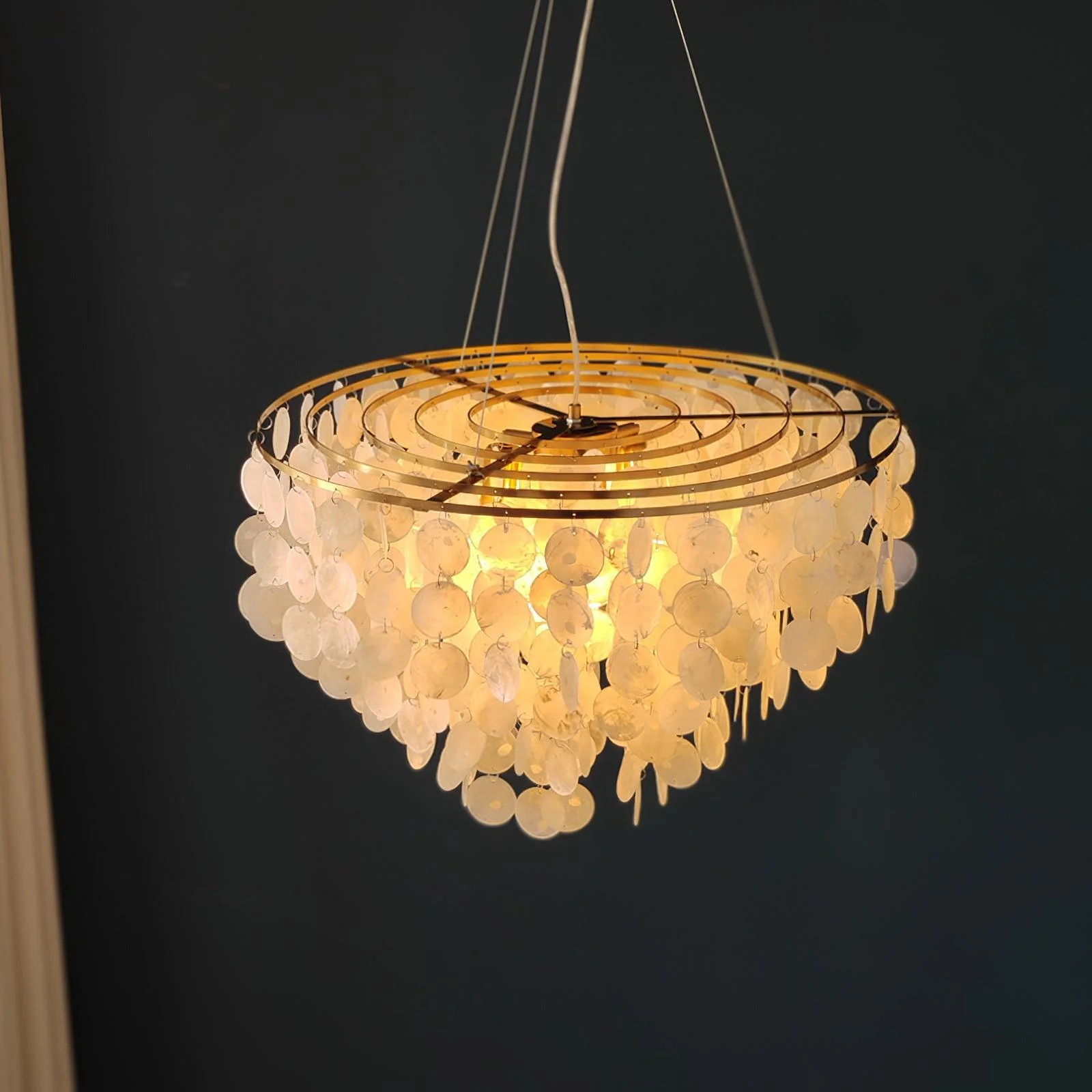 Esileth Postmodern Luxury Shell Wind Chime Chandelier - Image 36
