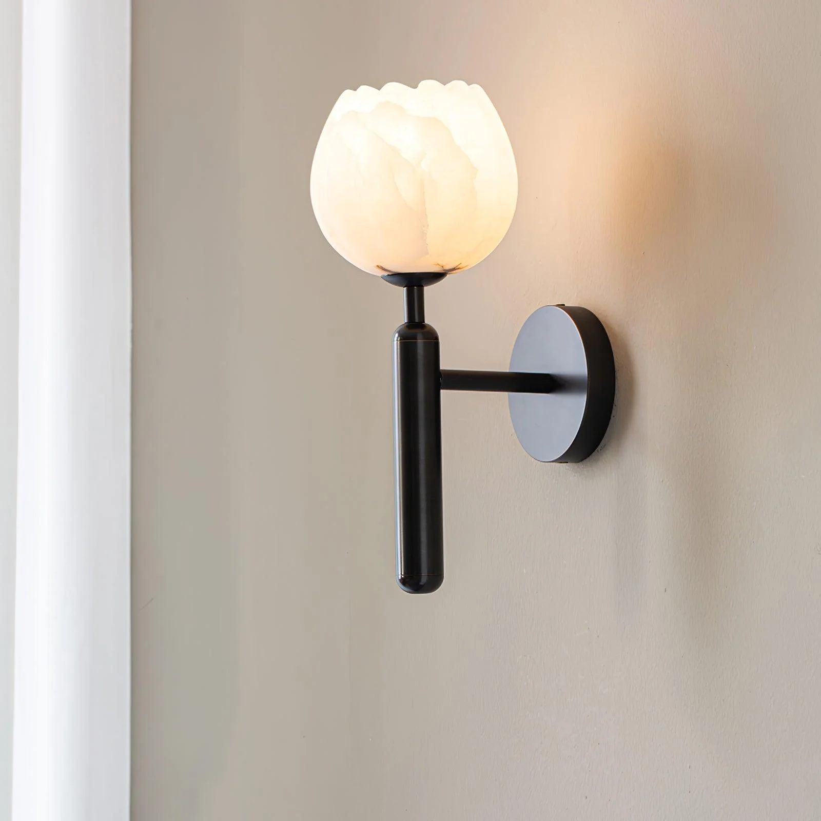 Eurzorion Floral Alabaster Brass Wall Light - Image 2