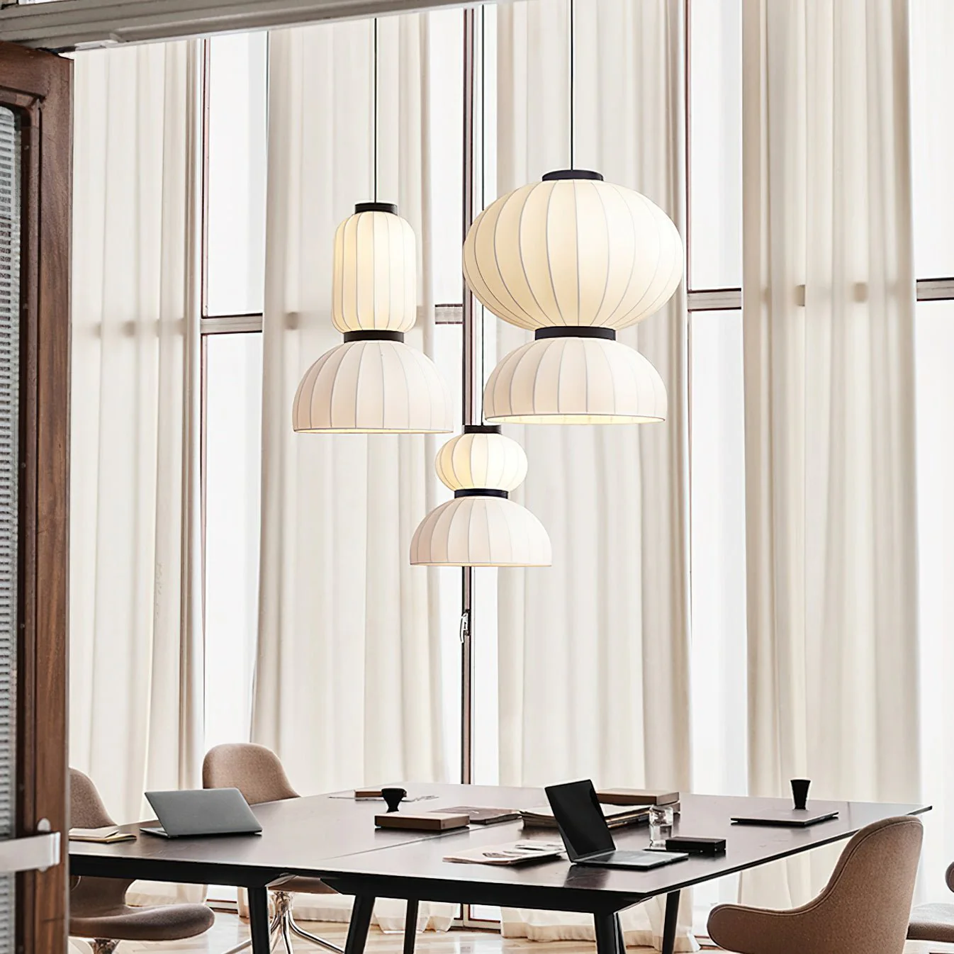 Eurzorion Silk Lantern Pendant Light - Image 40