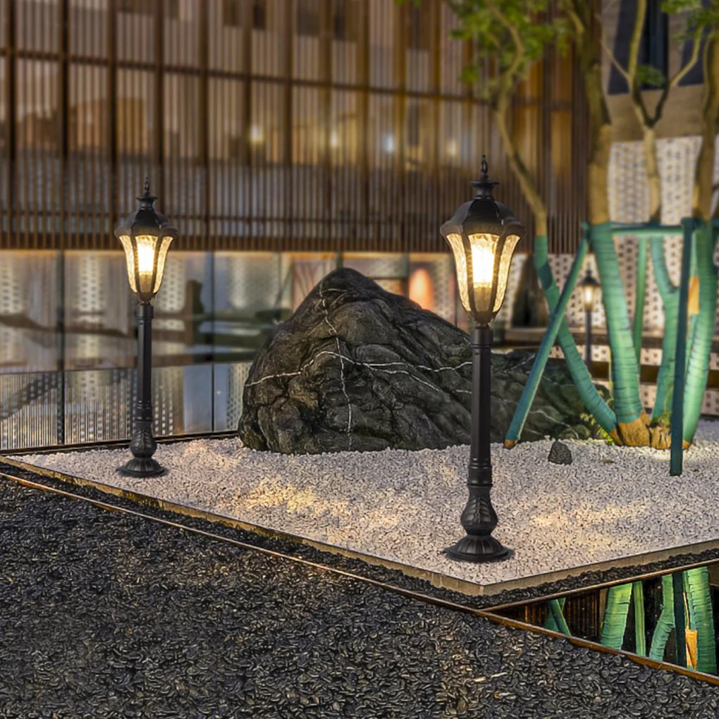 Evae Retro-Inspired Traditional Outdoor Post Lamp - Image 9