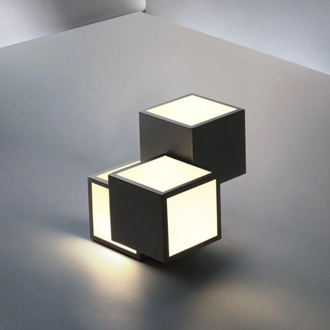 Evsilarae Modern Minimalist Geometric Ceiling Lamp - Image 12