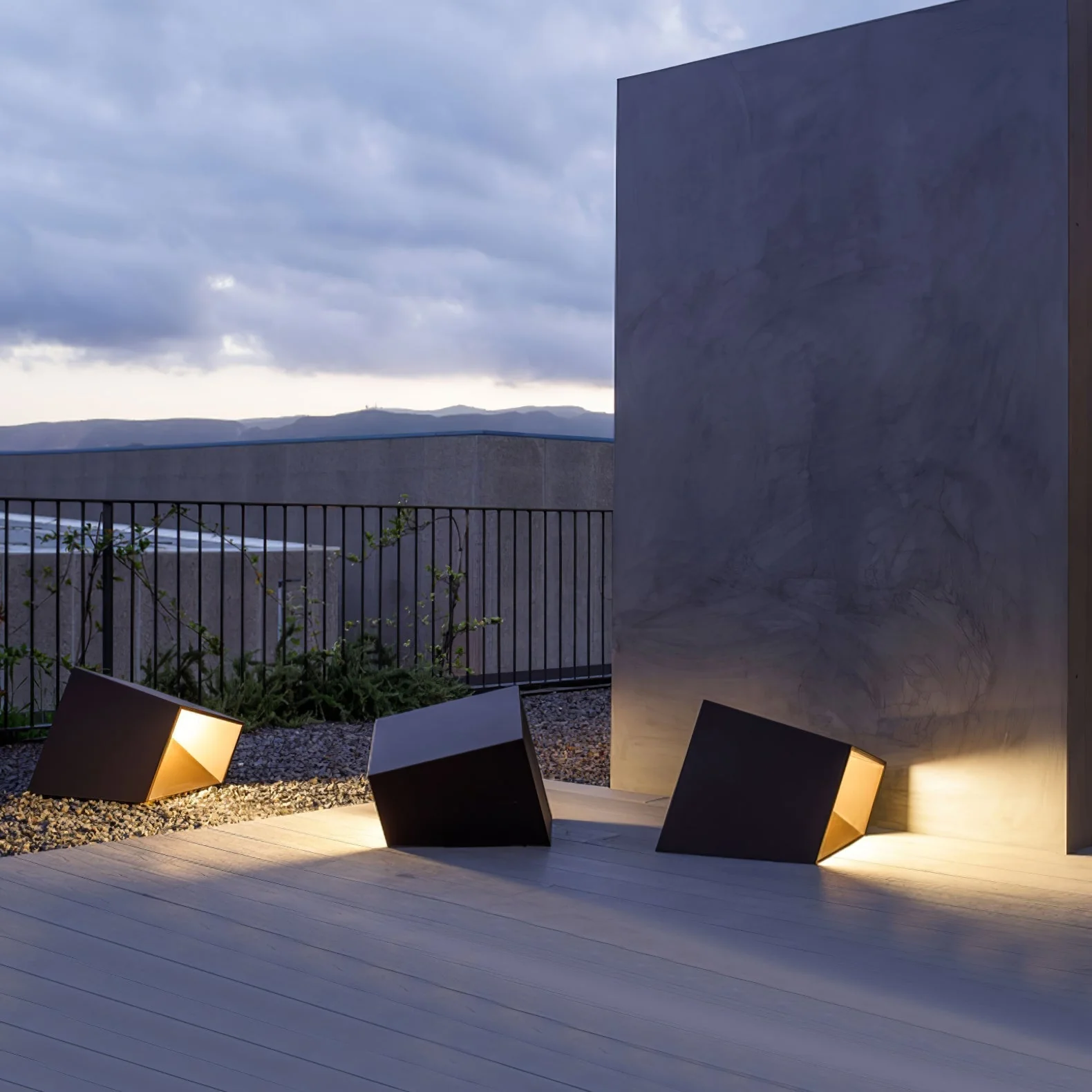Evsore Unique Cube Garden Solar Outdoor Light - Image 8