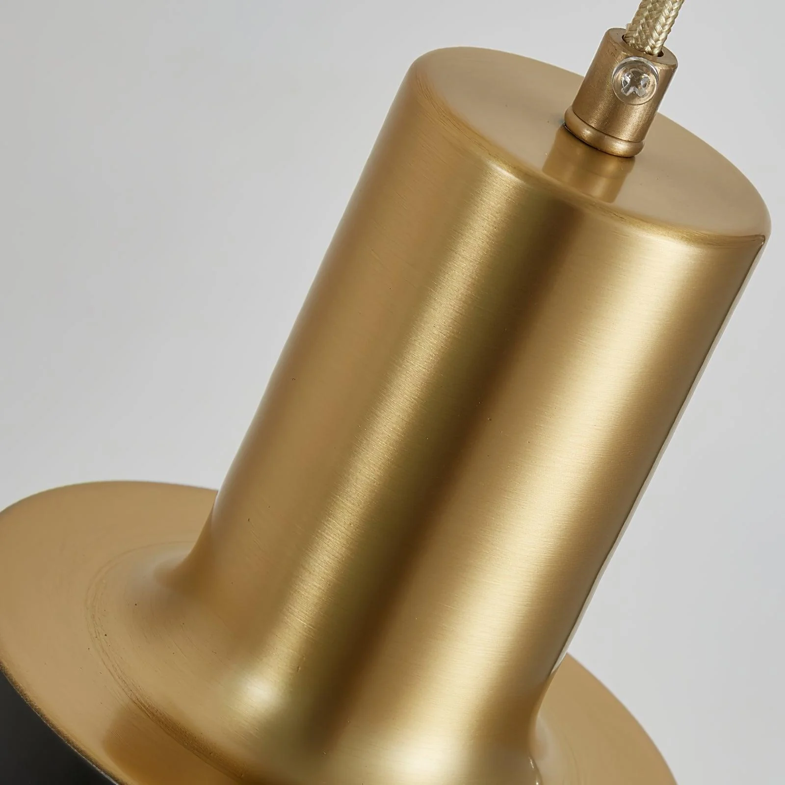 Ezra Minimalist Wall Lamp - Image 19