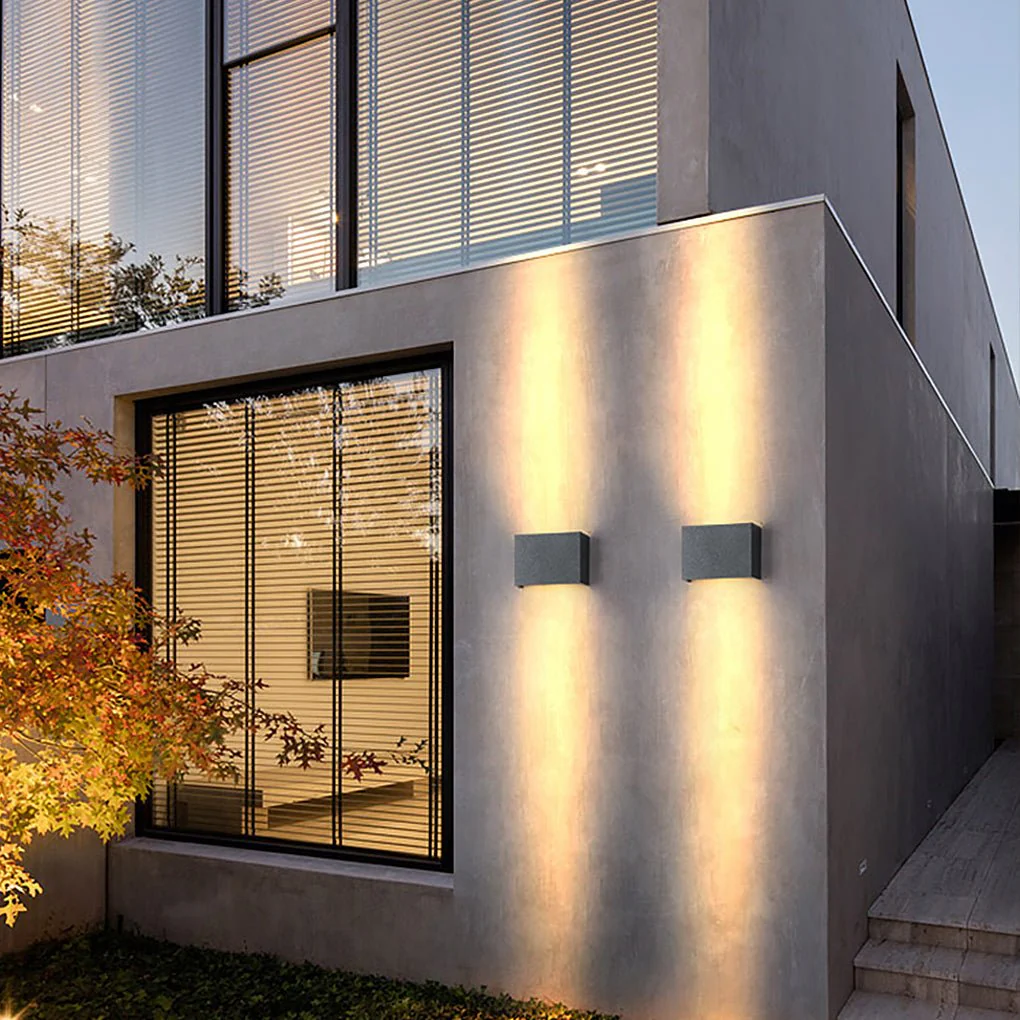 Ferri Gorgeous Modern Outdoor Wall Light