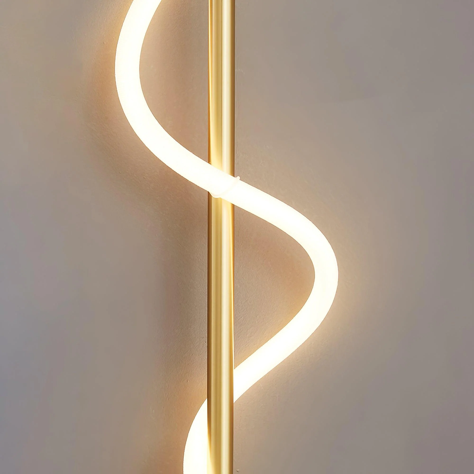 Fidora Sculptural Brass Silicone Wall Lamp - Image 15