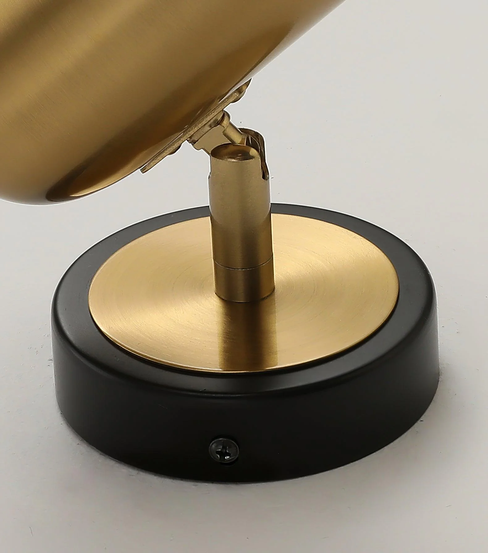Fighter Modern Minimalist Gold Wall Lamp - Image 16