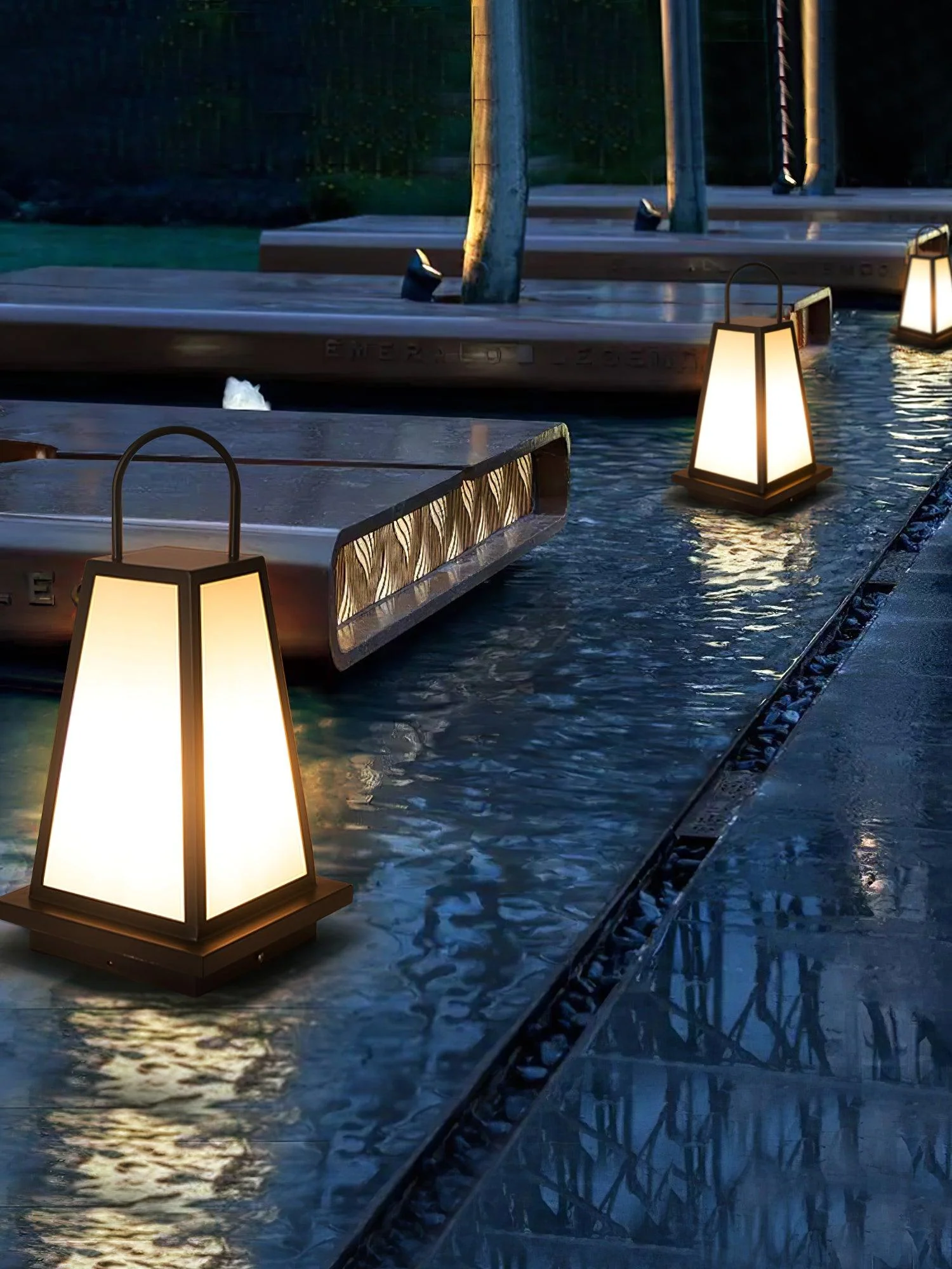 Fiona Minimalist Outdoor Light - Image 7