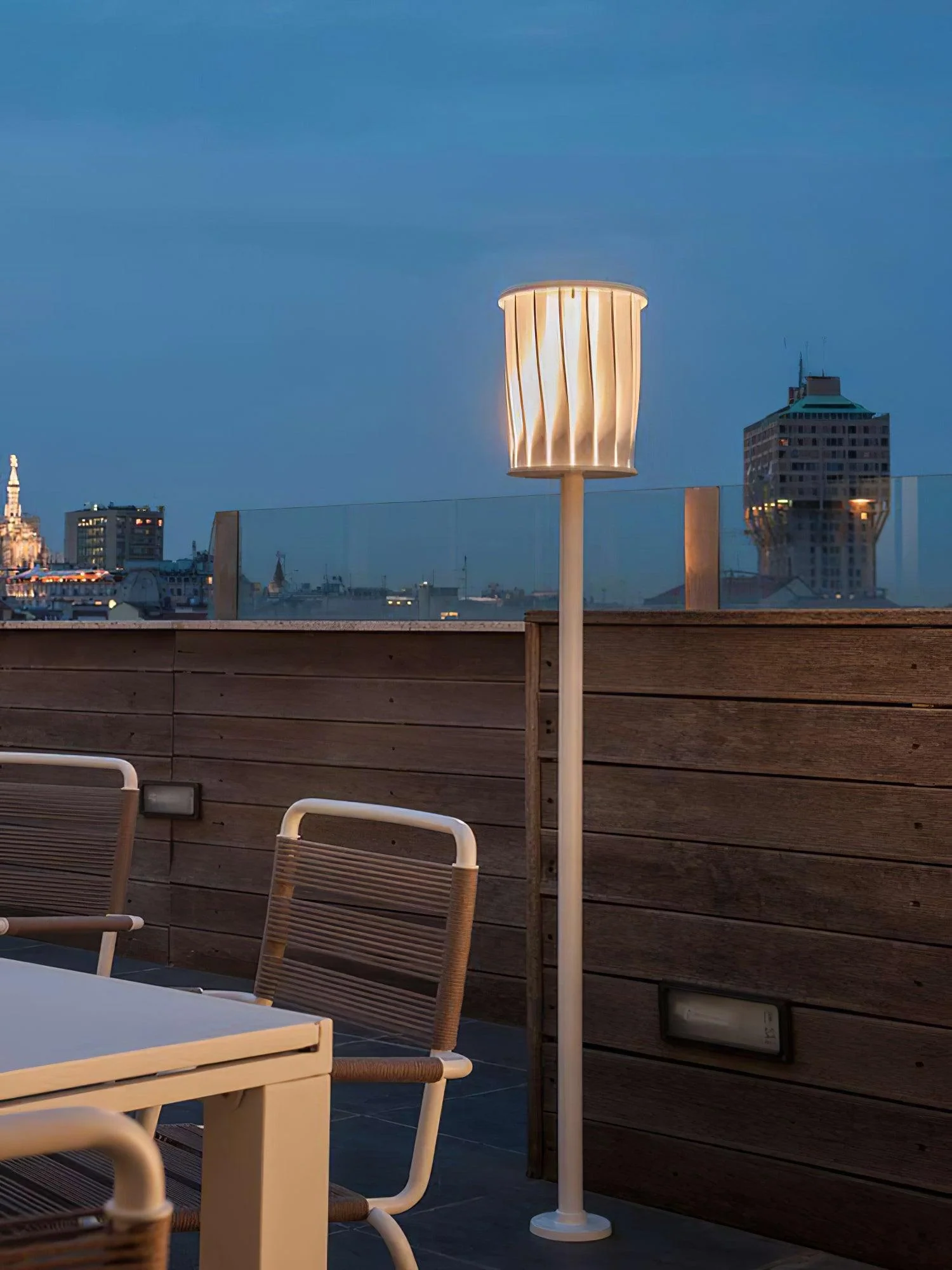 Flare Modern Aluminum Outdoor Light - Image 18