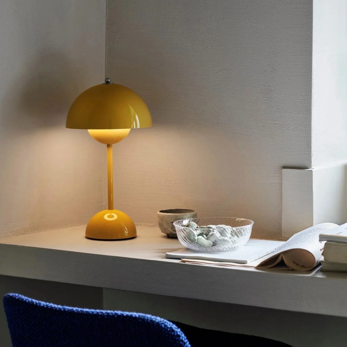 Flowerpot Modern Table Lamp - Image 5