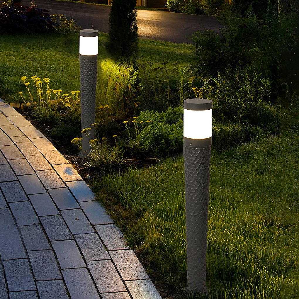 Gabrielle Vintage Unique Outdoor Post Lights - Image 2