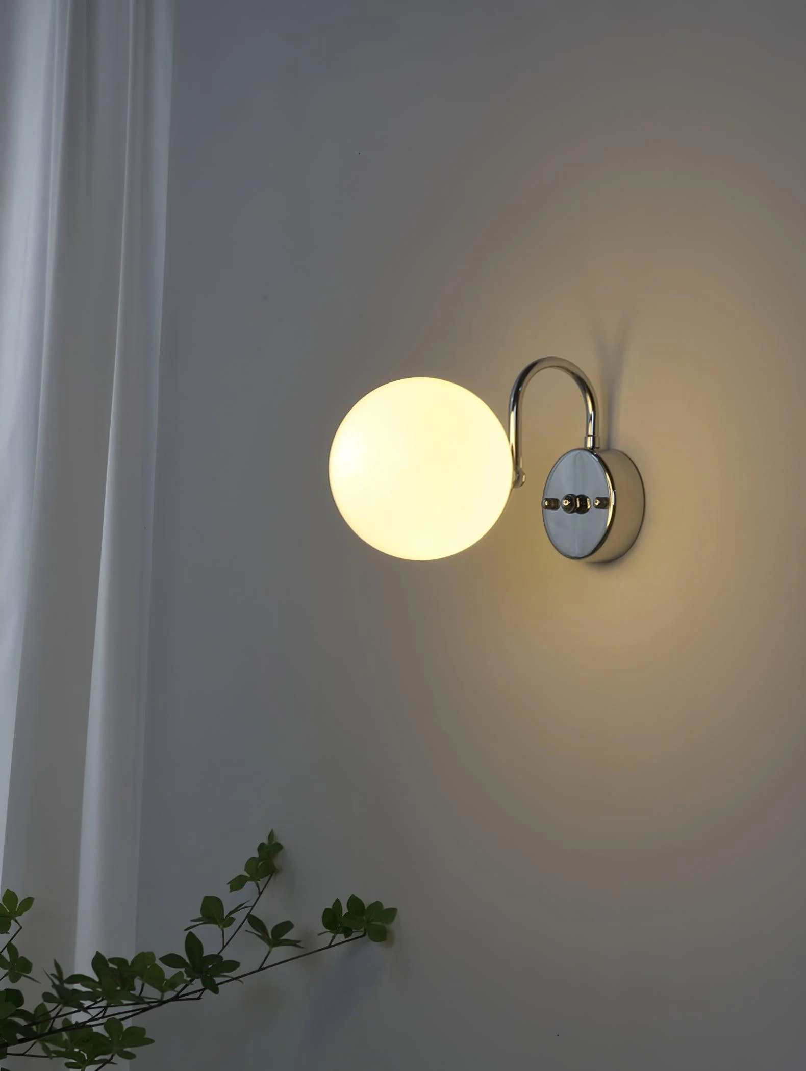 Globo Modern Glass Sconce - Image 6