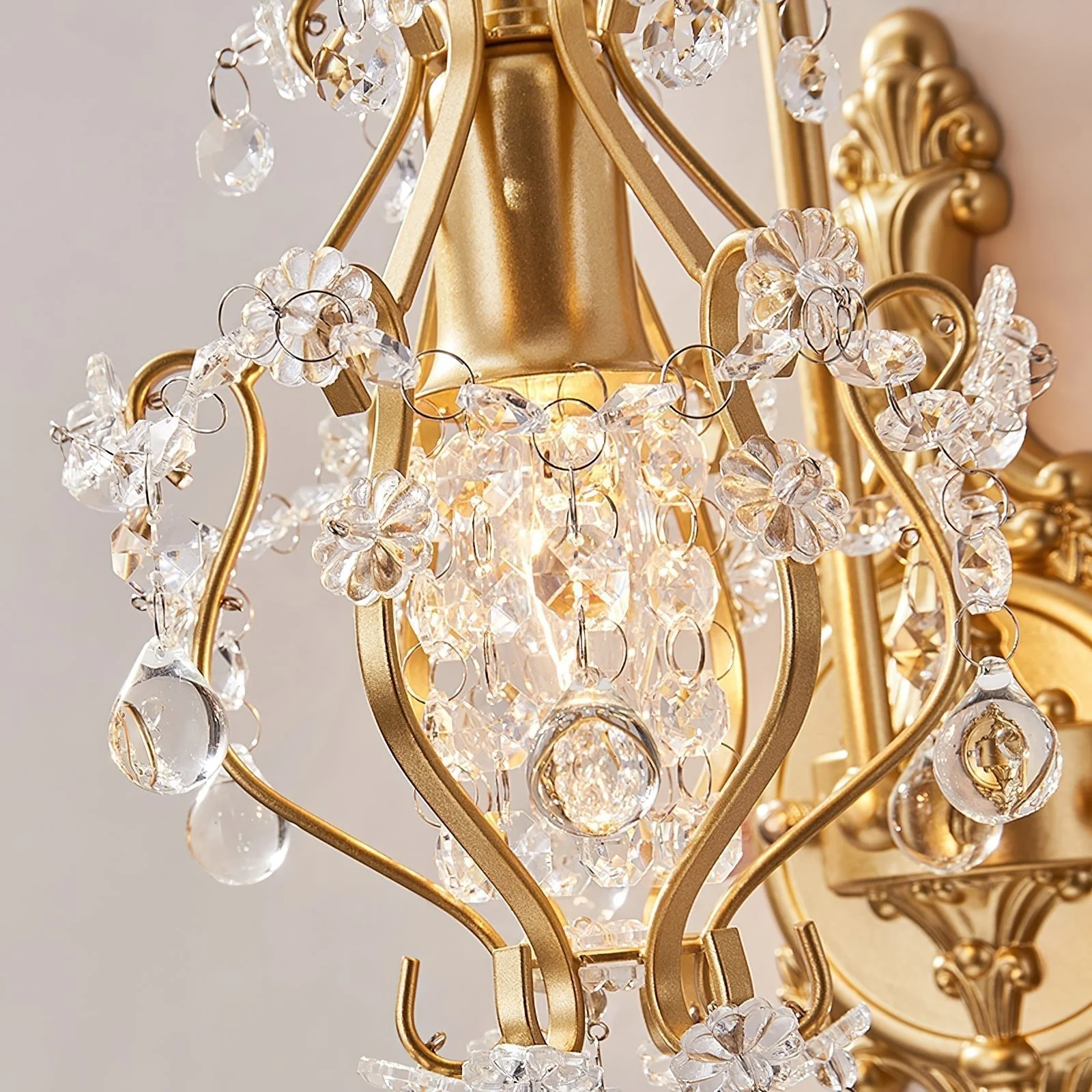 Gwynne Postmodern Luxury Crystal Wall Lamp - Image 4