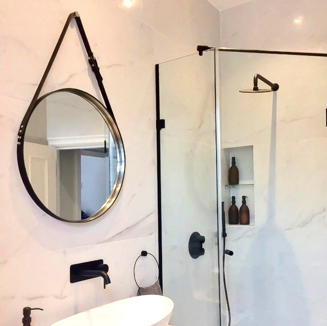 Hanging Modern Alloy Wall Light - Image 11