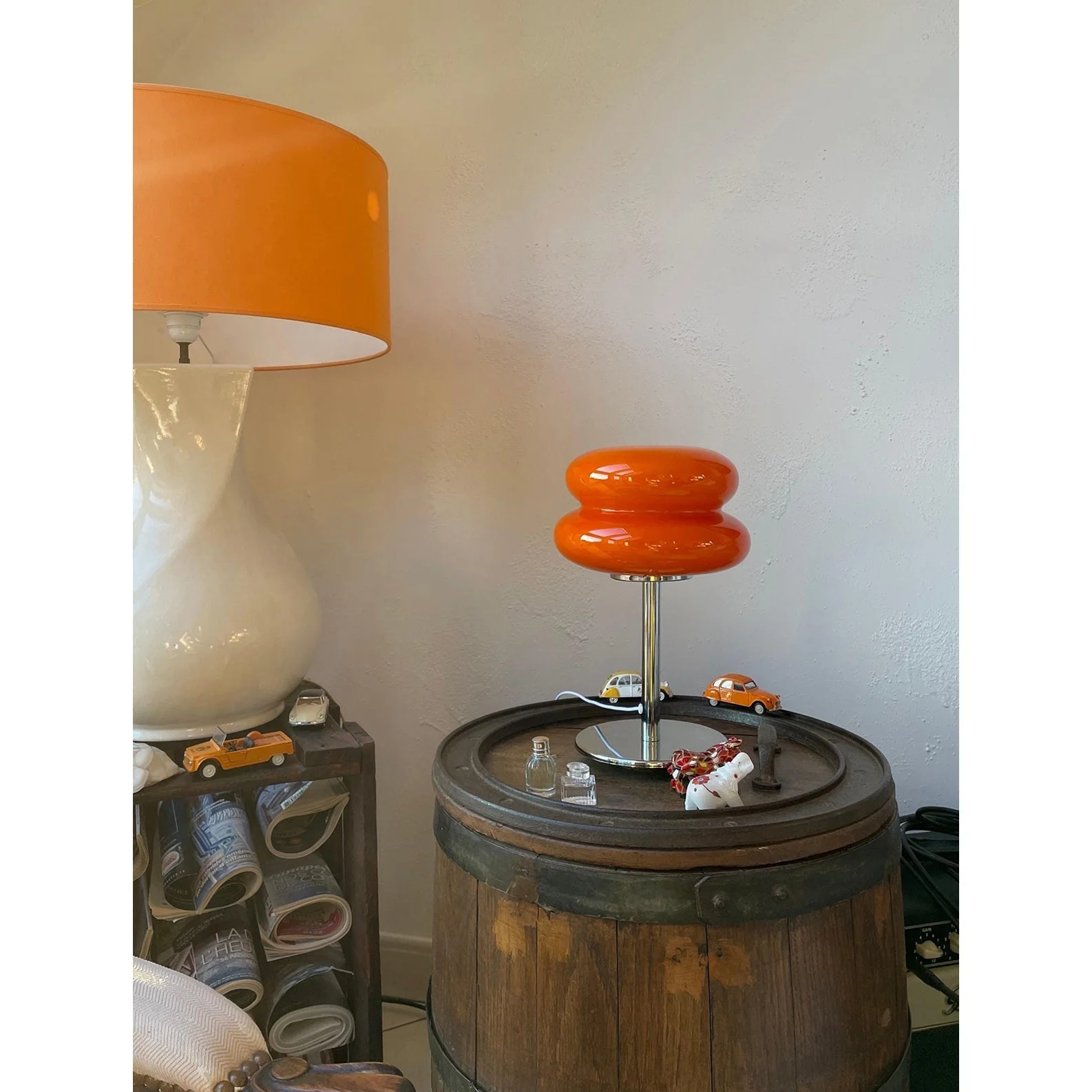 Hecho Modern Glass Table Lamp - Image 21