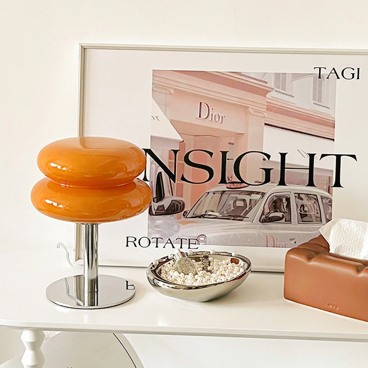 Hecho Modern Glass Table Lamp - Image 7