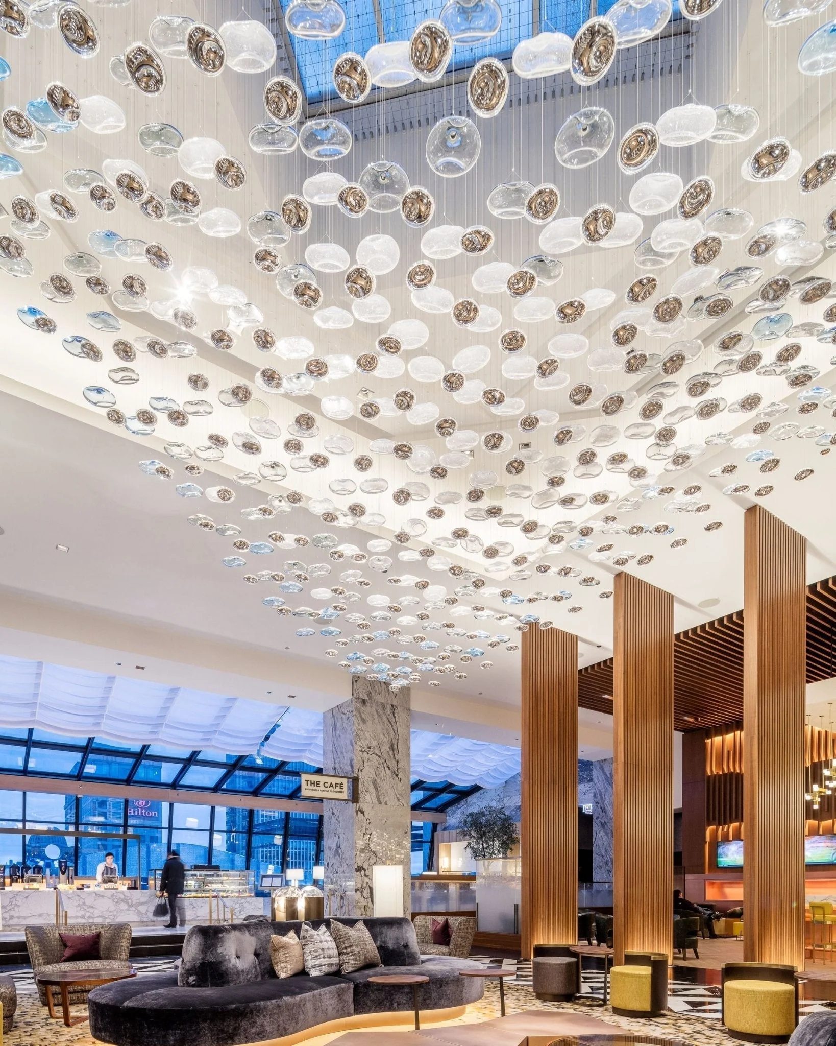 Ilvyniel Crystal Wave Chandelier - Image 9