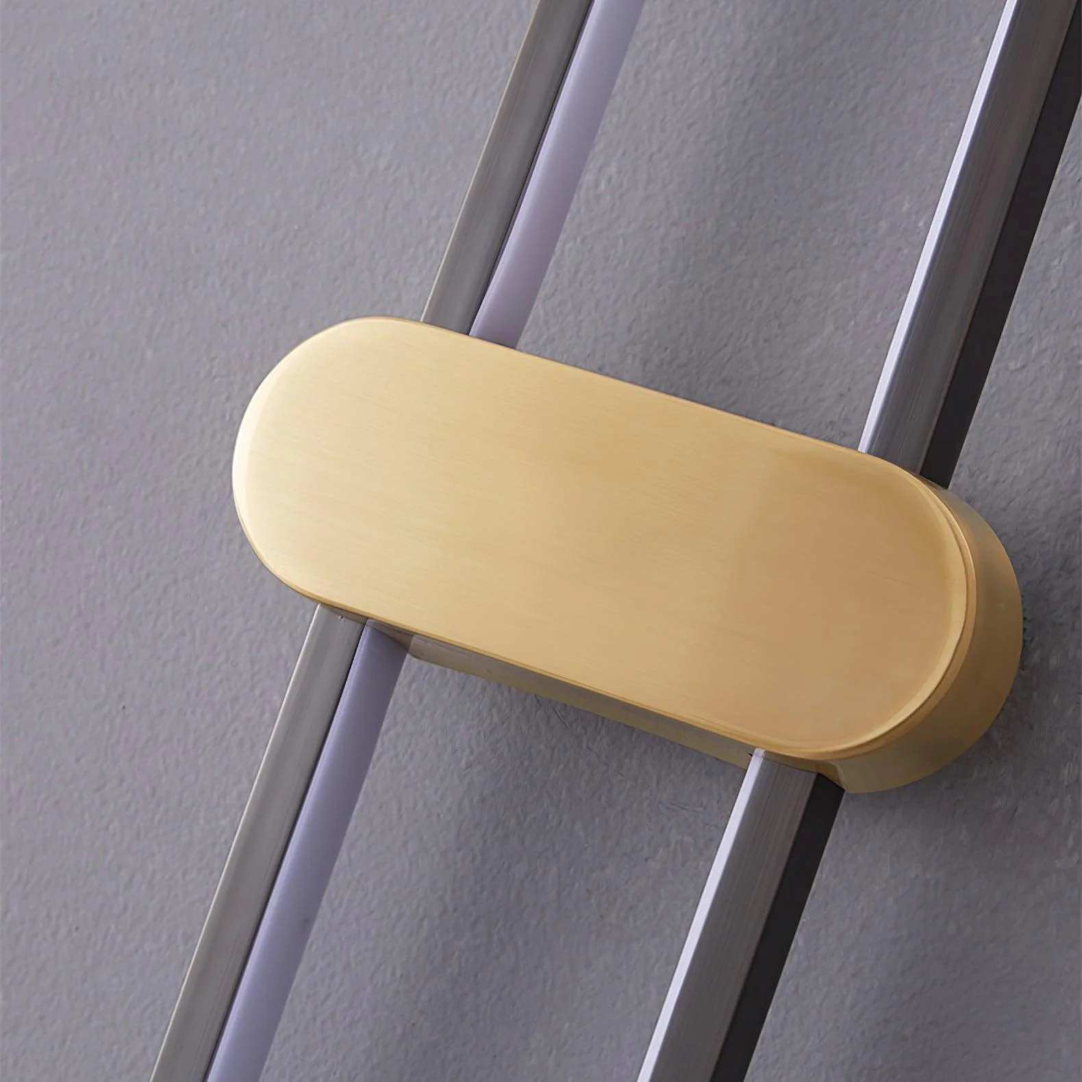 Ilyra Silicone Minimalist Wall Lamp - Image 11