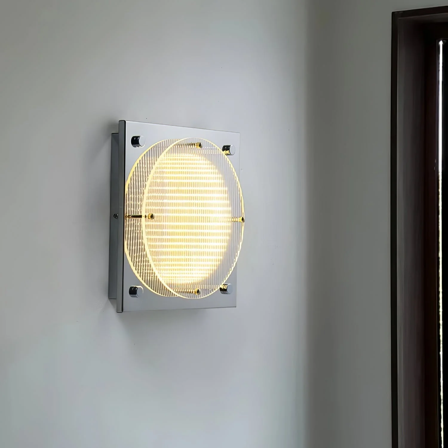 Isolora Nordic Art Shield Sconce Wall lamp - Image 4