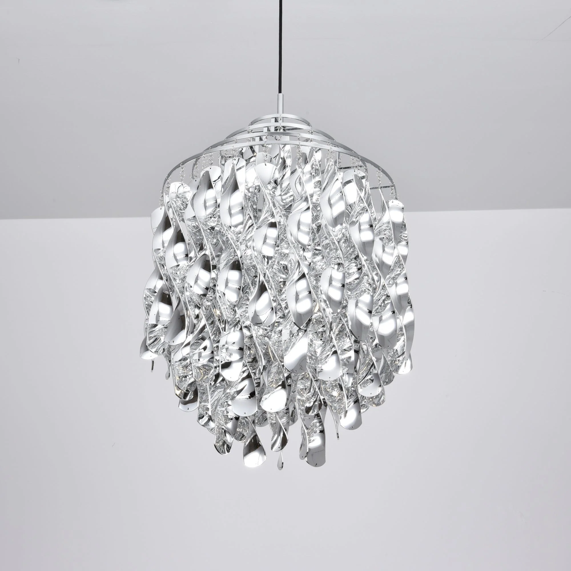 Isoran Luxe Chandelier - Image 31