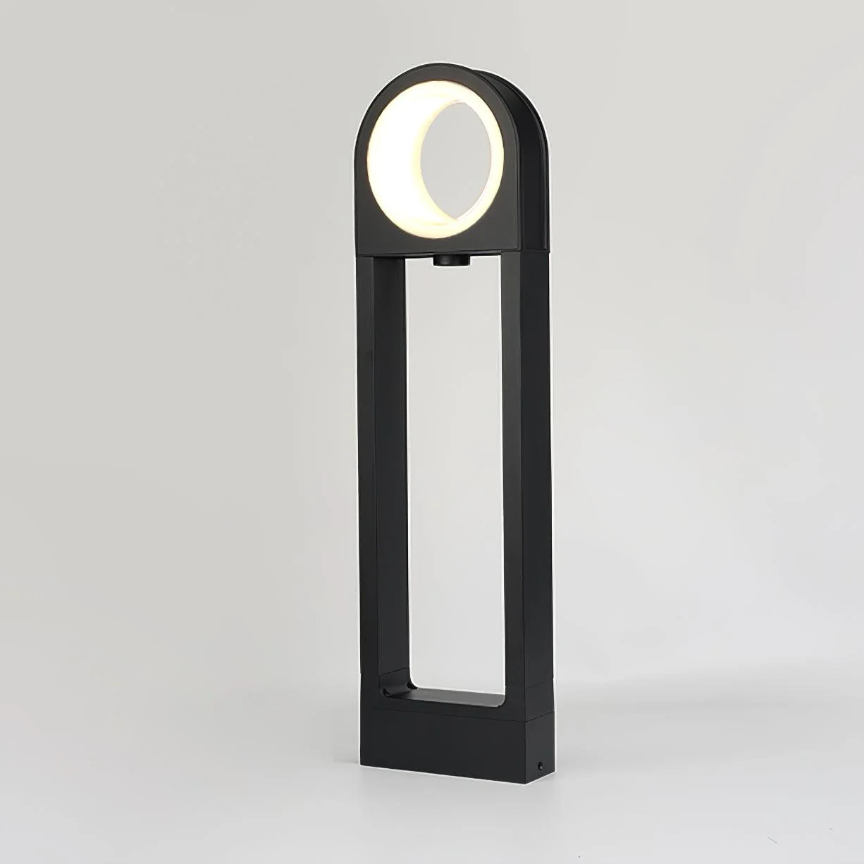Jeremy Minimalist Outdoor Light - Image 20