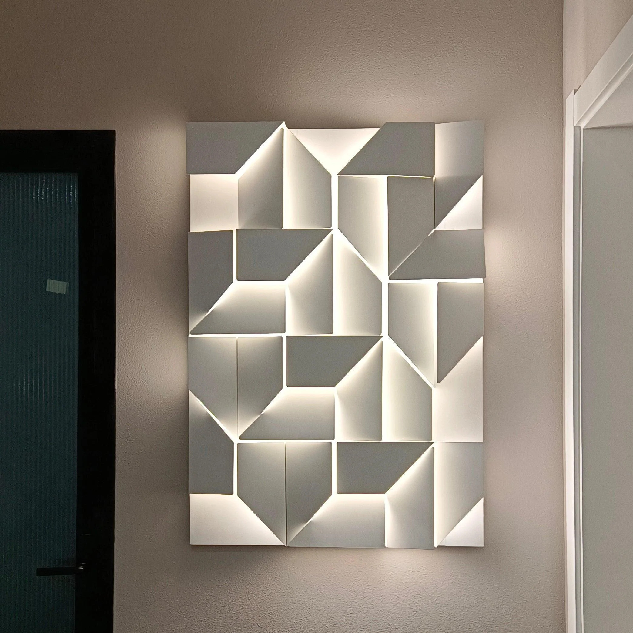 Kelsey Shadows Grand Sconce Wall Lamp - Image 14