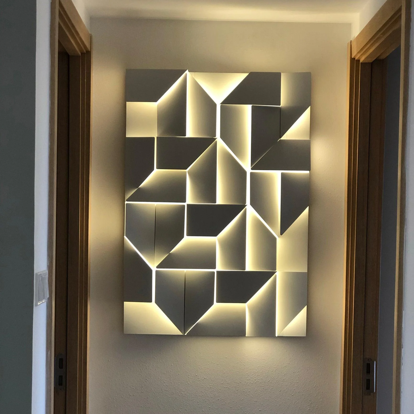 Kelsey Shadows Grand Sconce Wall Lamp - Image 151