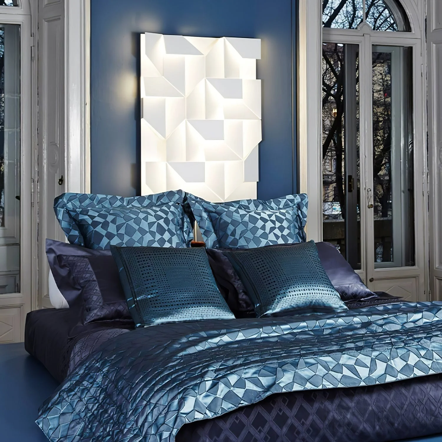Kelsey Shadows Grand Sconce Wall Lamp - Image 84