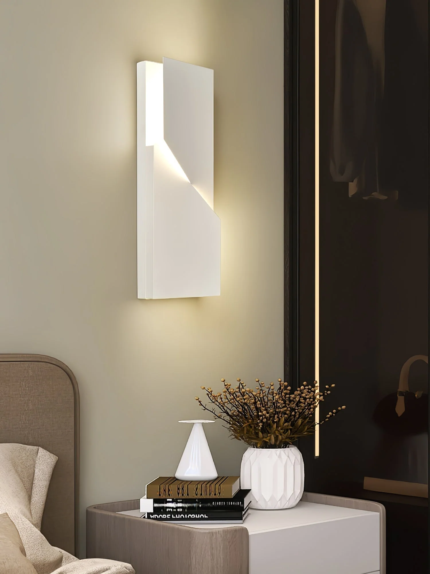 Kelsey Shadows Grand Sconce Wall Lamp - Image 86