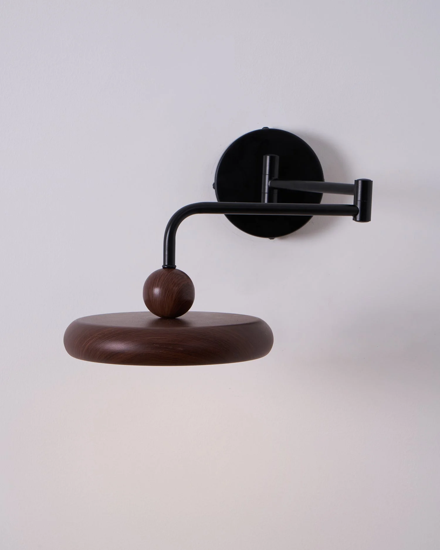 Kenshika Wooden Disc Black Wall Light - Image 11