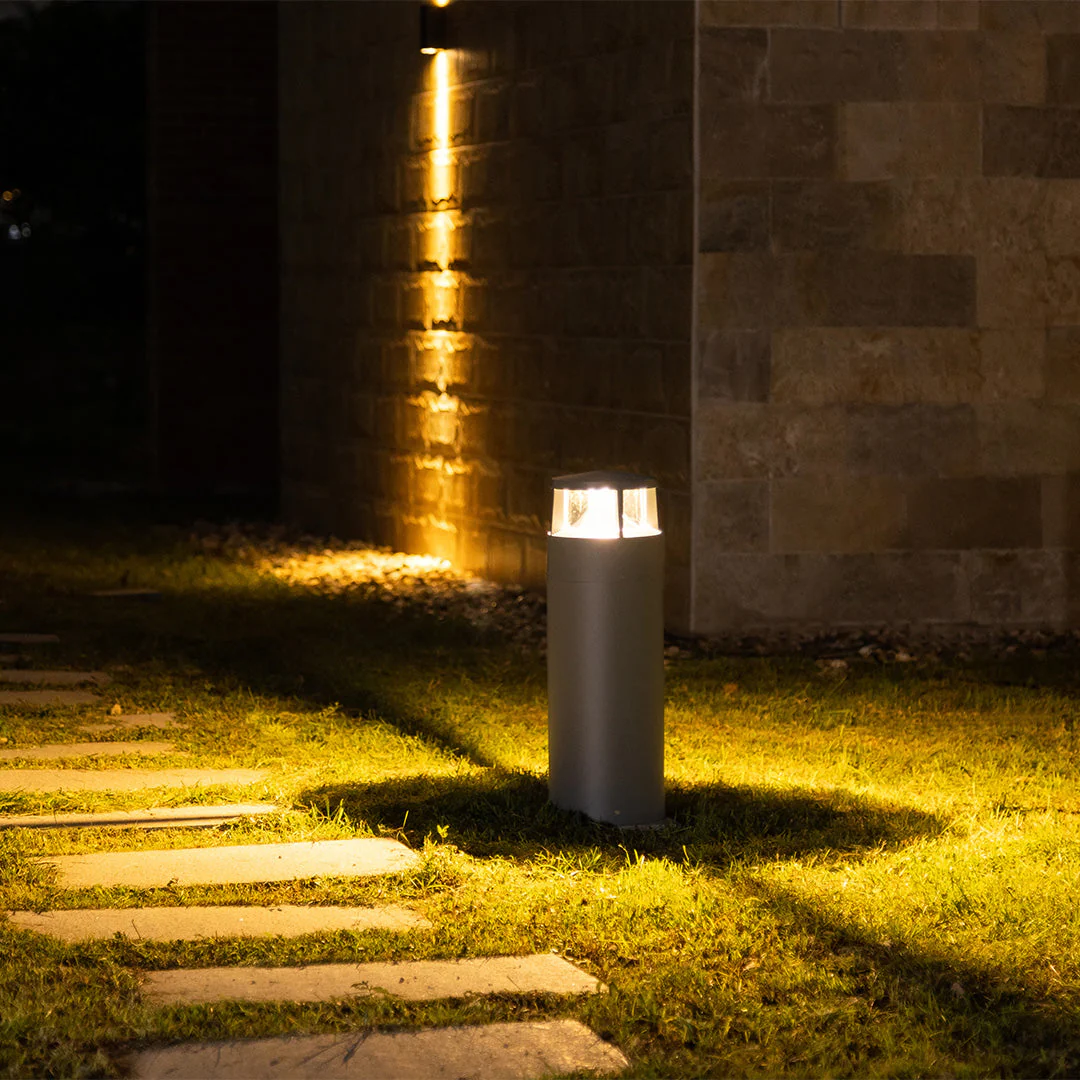 Kenway LED Bollard Minimalist Outdoor Pathway Lights - Image 3