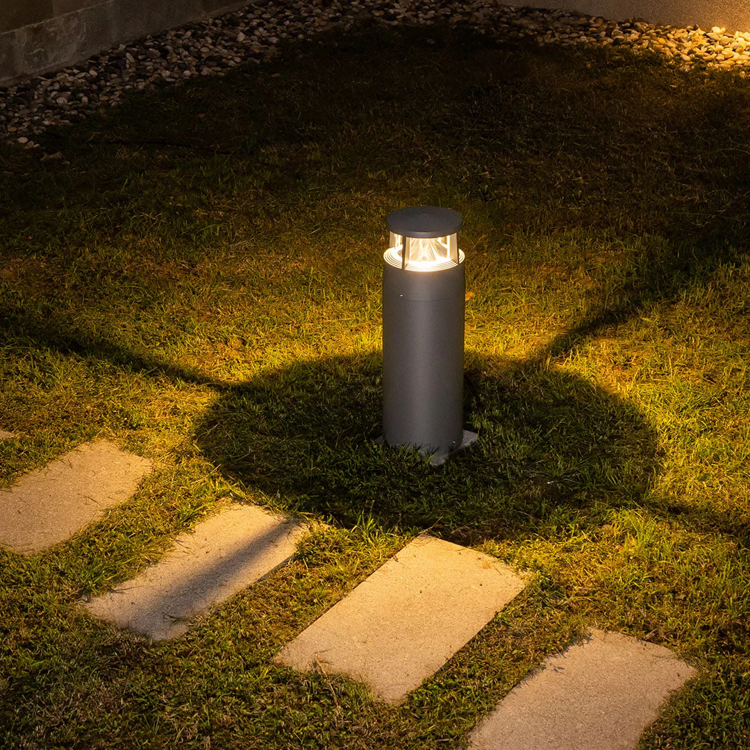 Kenway LED Bollard Minimalist Outdoor Pathway Lights - Image 6