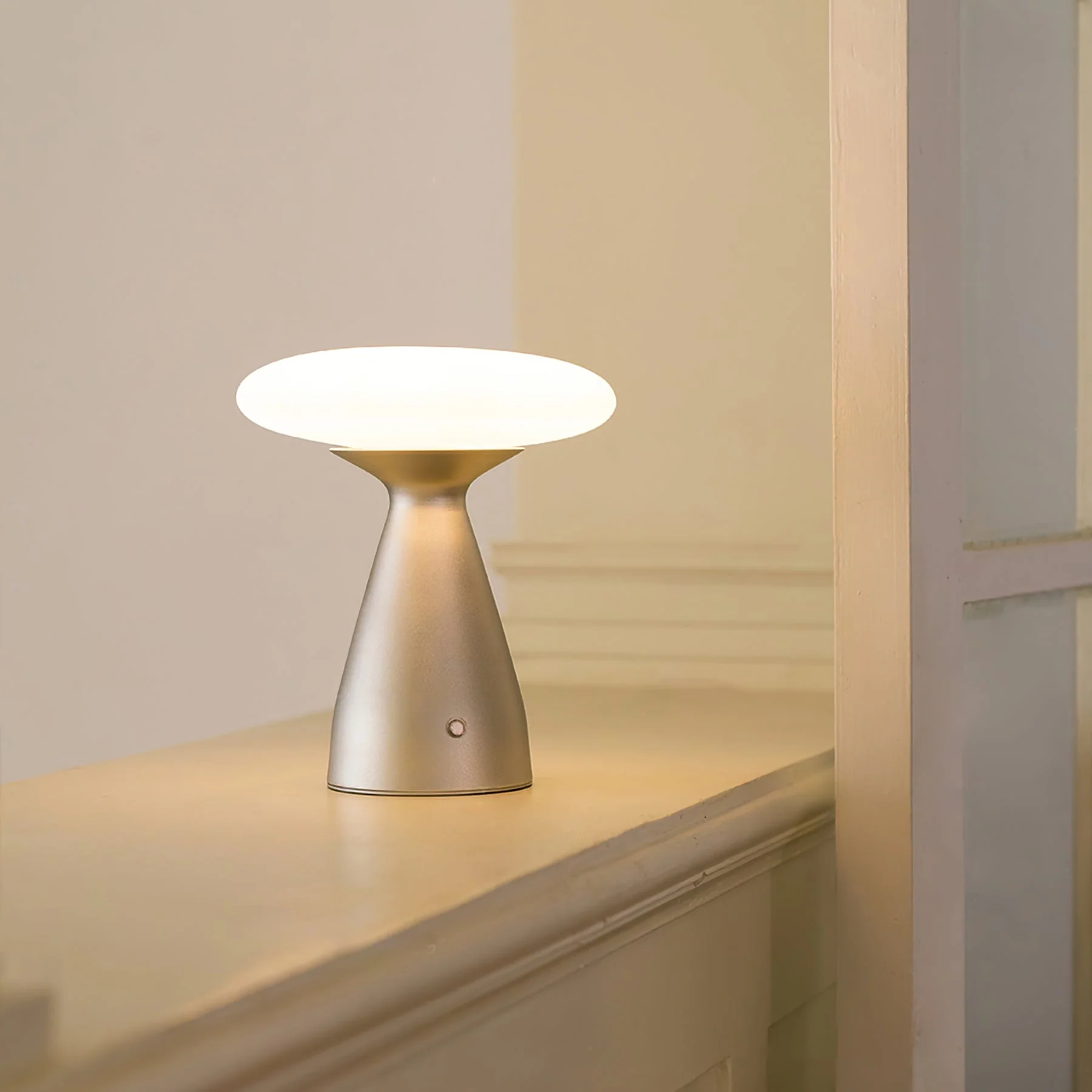 Klaus Modern Table Lamp - Image 8