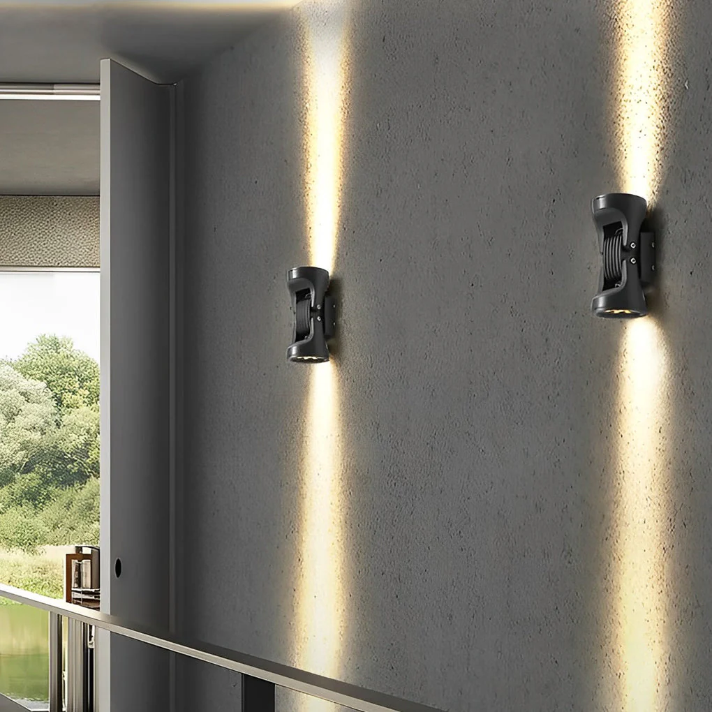Kylan Rotating Heads LED Outdoor Wall Light - Image 2