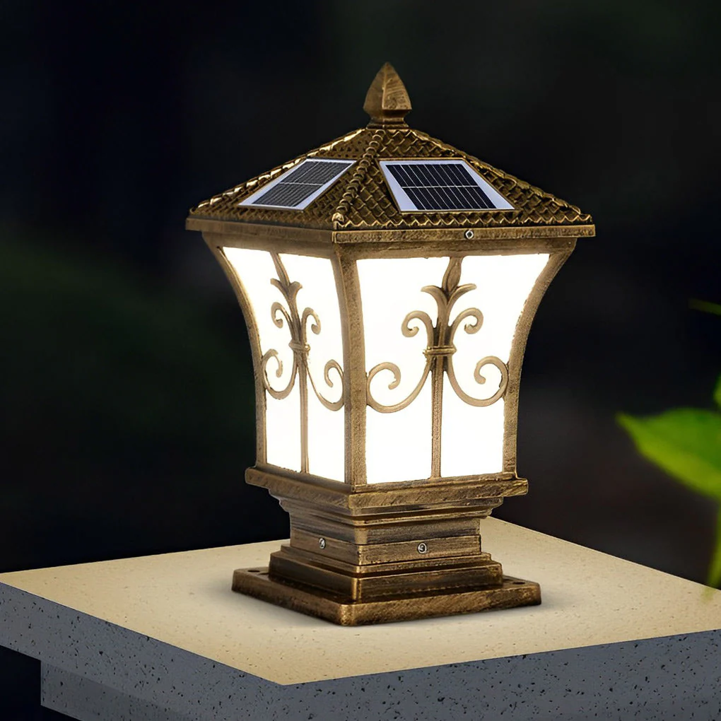 Leon Vintage Automatic Outdoor Fence Post Lights - Image 6